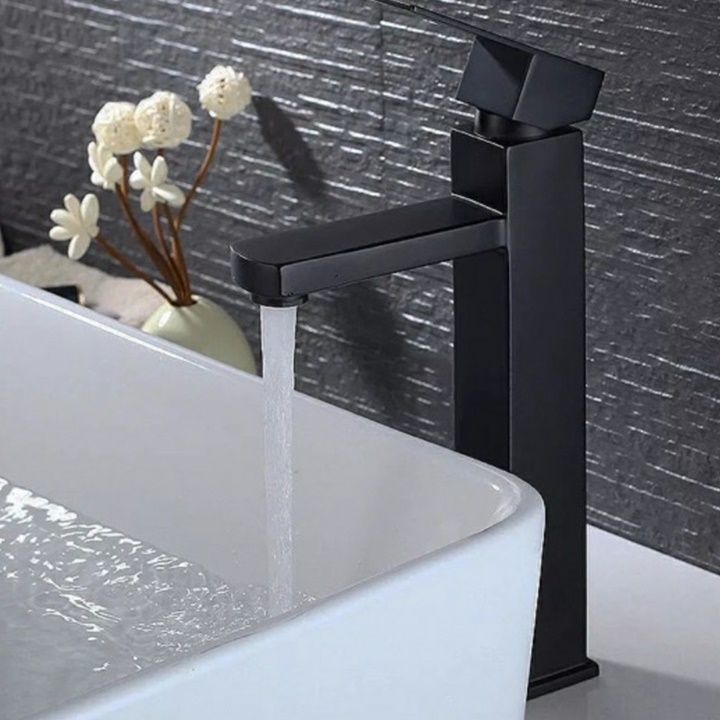 Vòi Lavabo Đen Nóng Lạnh Cao 30 cm VD45