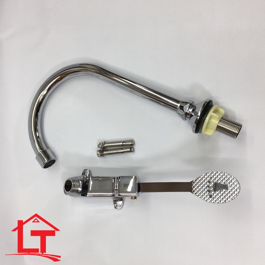 Vòi Rửa Tay Đạp Chân HK15