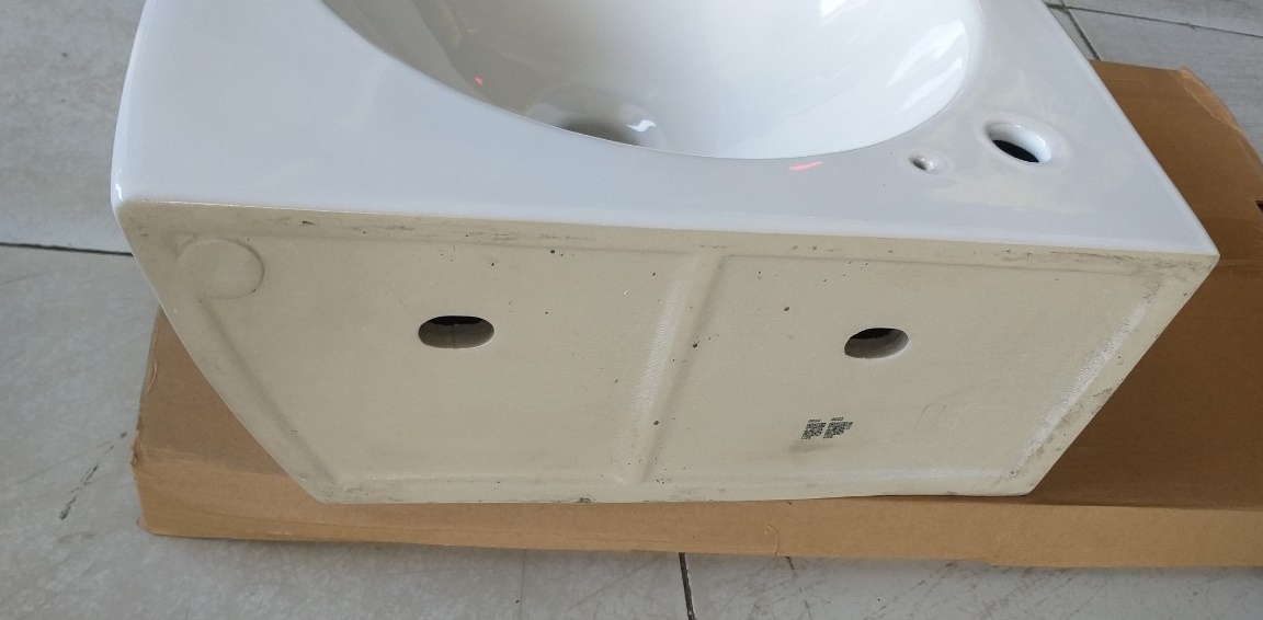 Lavabo Treo Tường Góc Caesar L2014 Chính Hãng