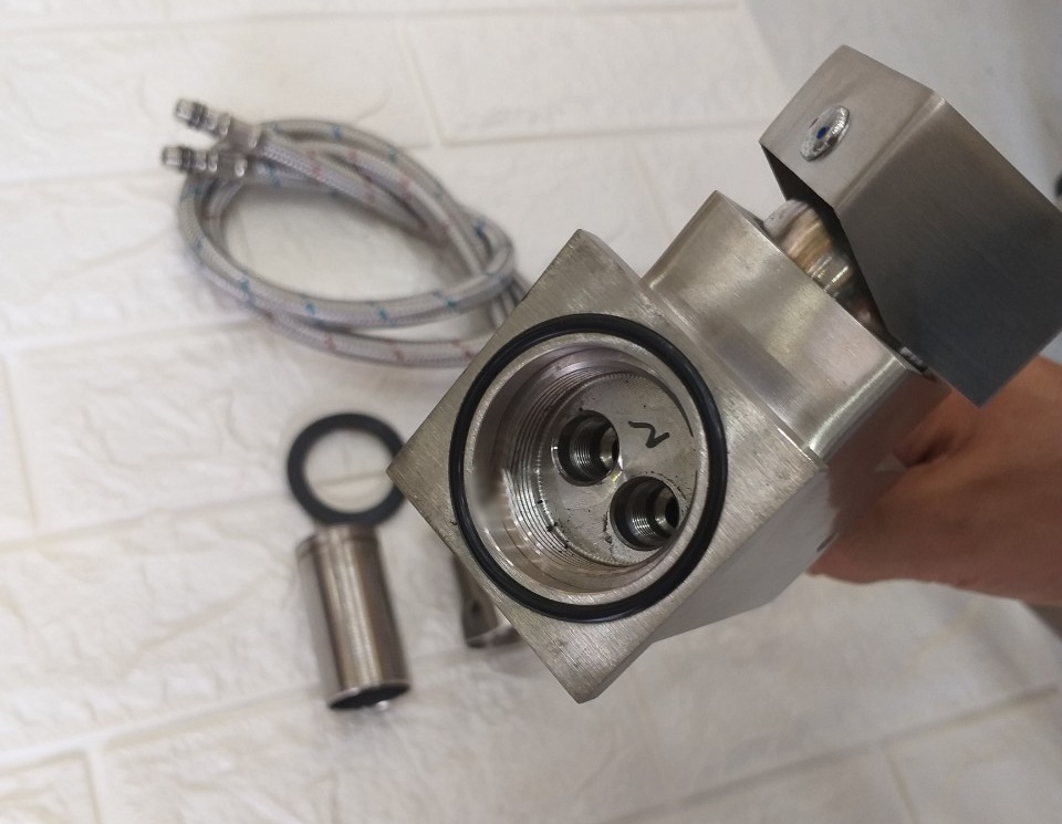 Vòi Rửa Chén Inox Nóng Lạnh Hocrking HK 30011