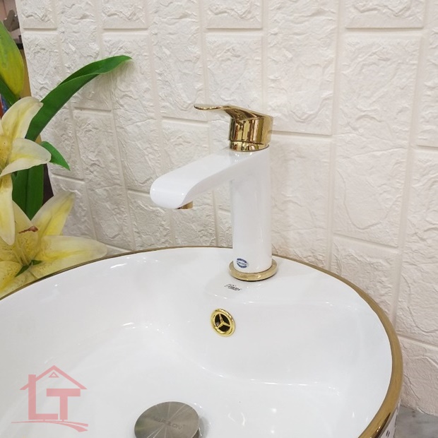 Vòi Lavabo Nóng Lạnh hocrking HK 401 Chính Hãng