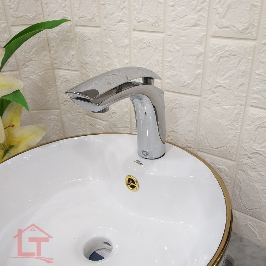 Vòi Lavabo Nóng Lạnh Hocrking HK5611 Cao Cấp
