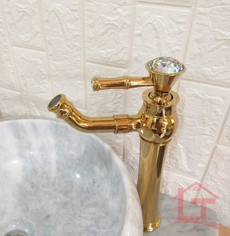Vòi Lavabo Nóng Lạnh Hocrking HK 134-3 Cao Cấp