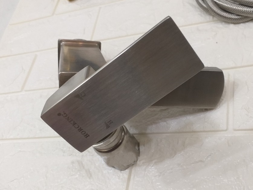 Vòi Lavabo Nóng Lạnh Hocrking HK 38312