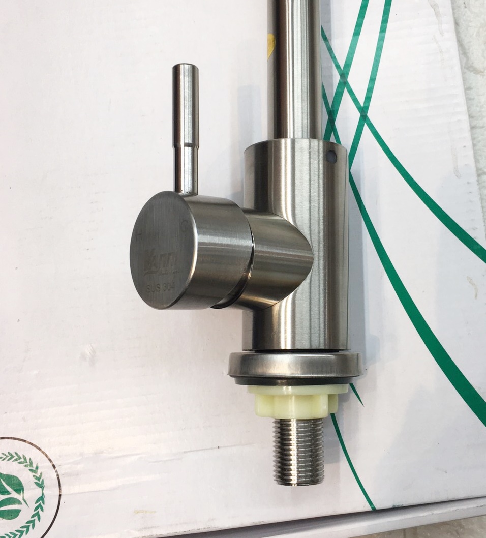 Vòi Rửa Chén Nước Lạnh Thân Lớn V0122