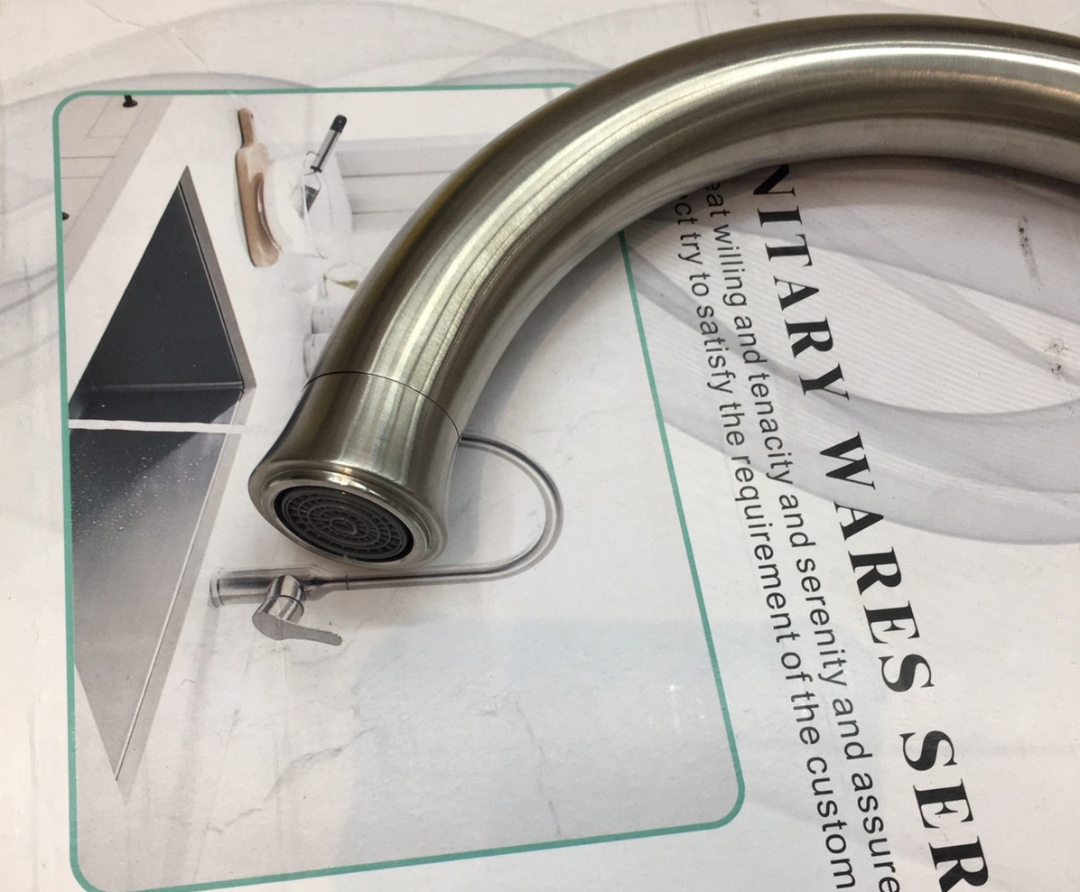 Vòi Rửa Chén Nóng Lạnh Inox Đúc Vani V0123 Cao Cấp