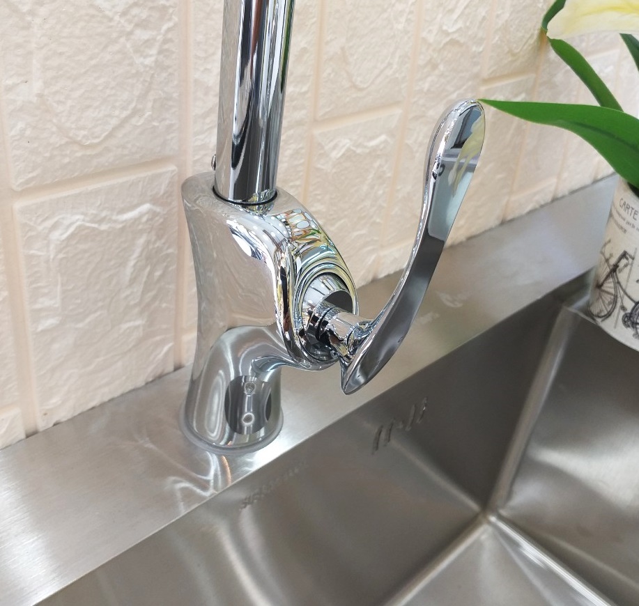 Vòi Rửa Chén Nóng Lạnh Letah LT012