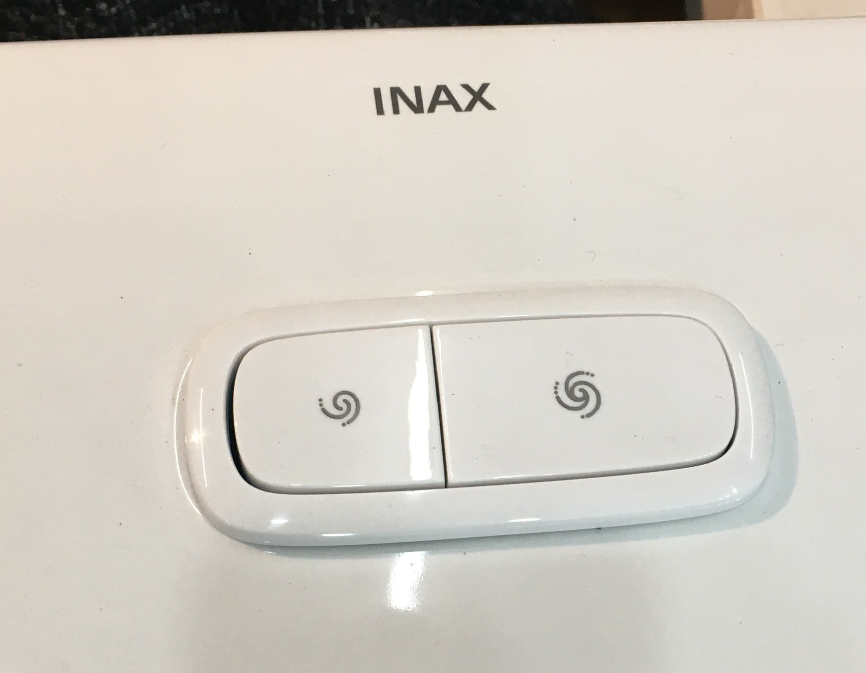 Bồn Cầu Inax 2 Khối AC 602VN Chính Hãng