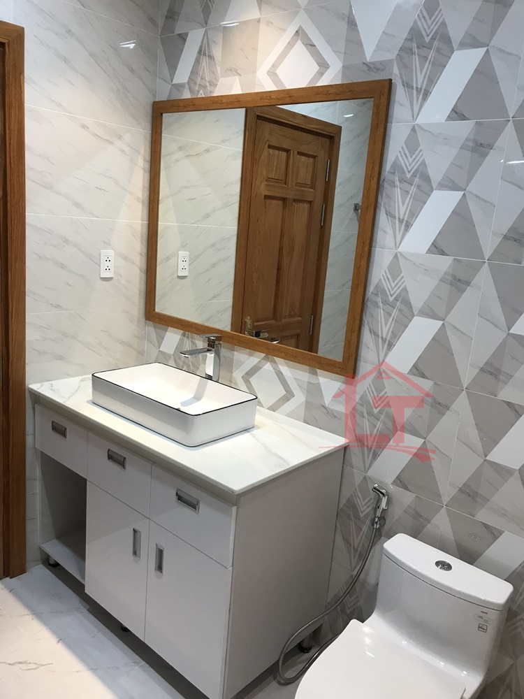 Chậu Lavabo Đặt Bàn LB 306 Cao Cấp