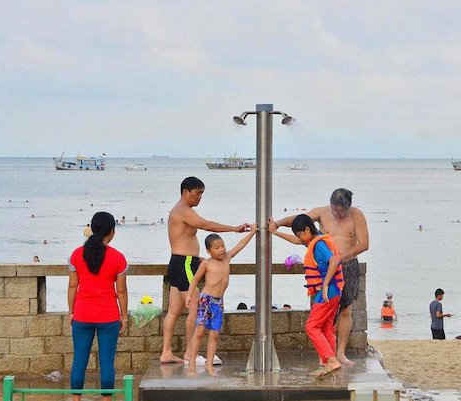 Vòi Sen Tắm Ngoài Trời Công Cộng